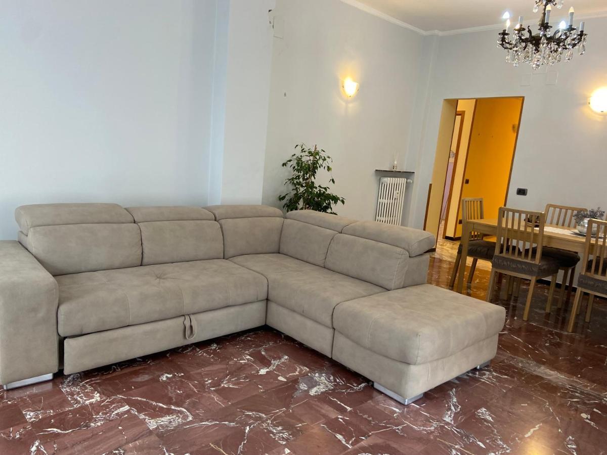 Sunny Apartment With Big Terrace ラッパロ エクステリア 写真